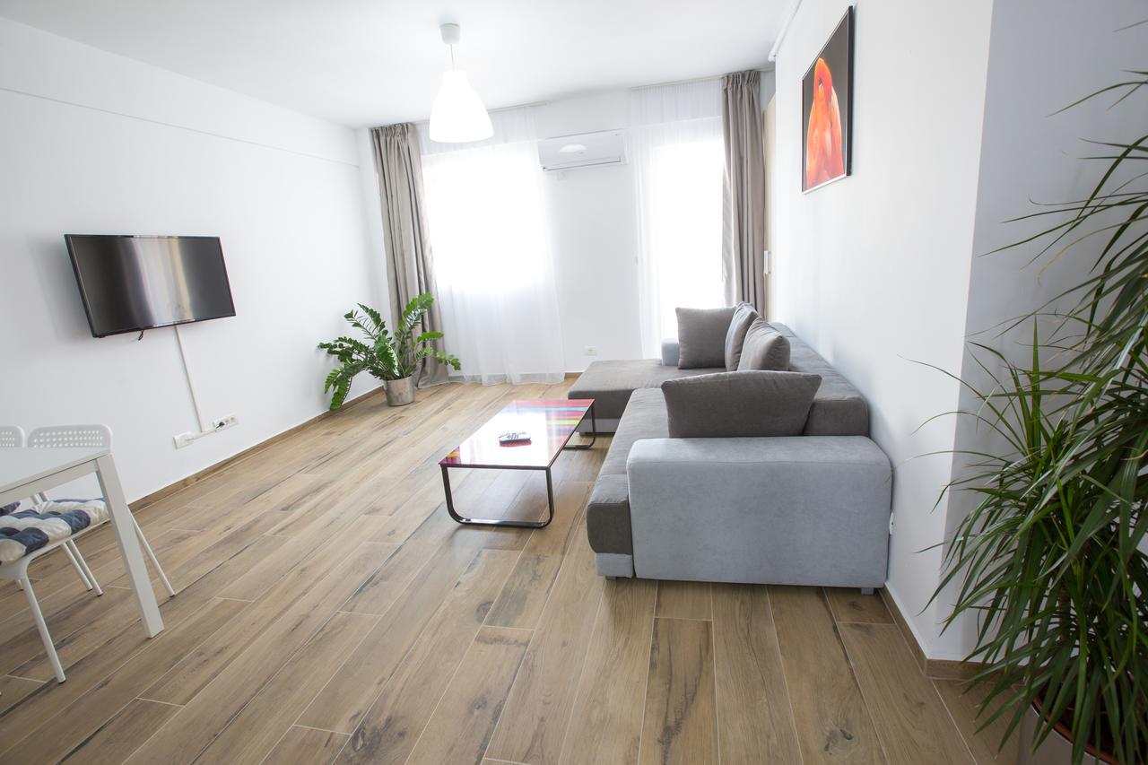 1Hotels Timisoara Bagian luar foto