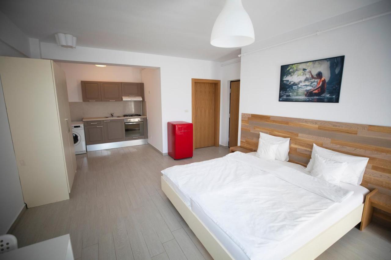 1Hotels Timisoara Bagian luar foto