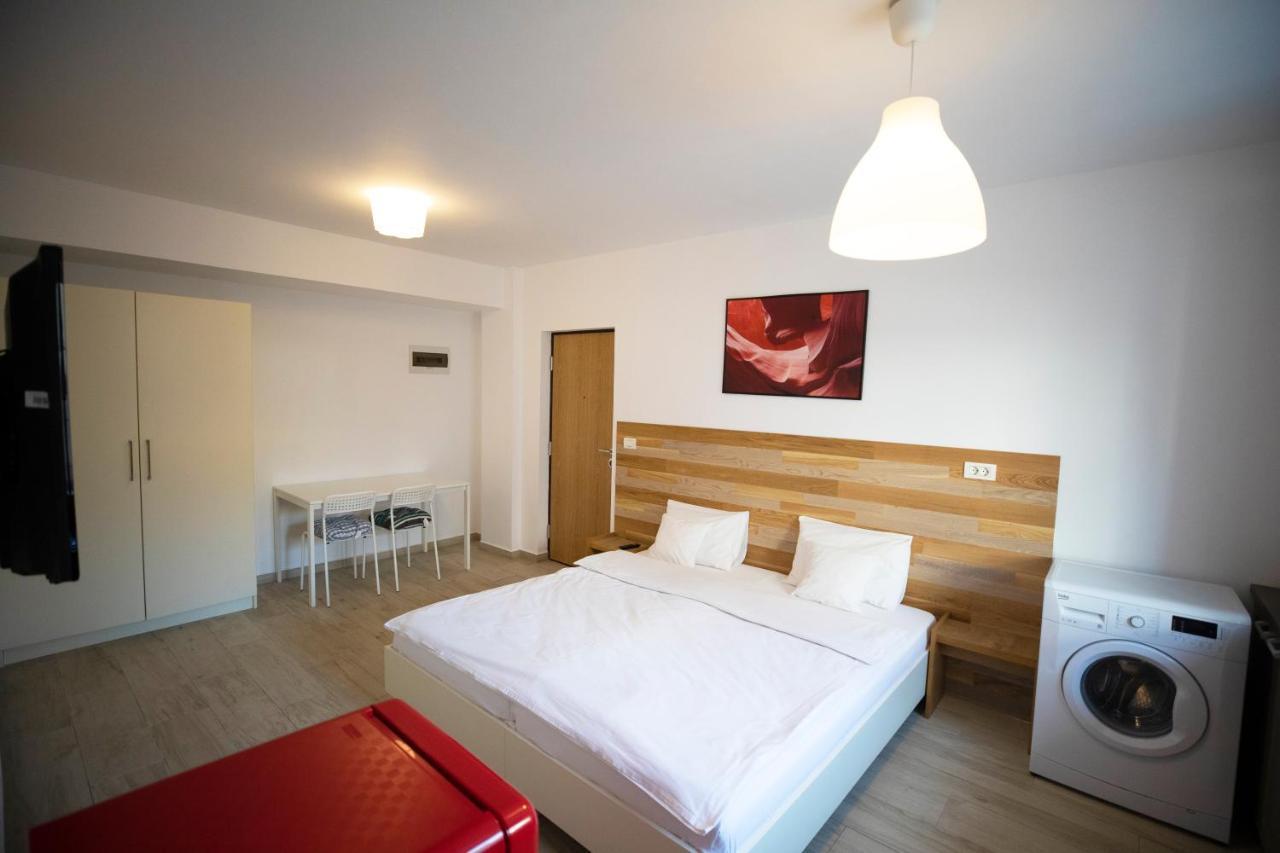1Hotels Timisoara Bagian luar foto
